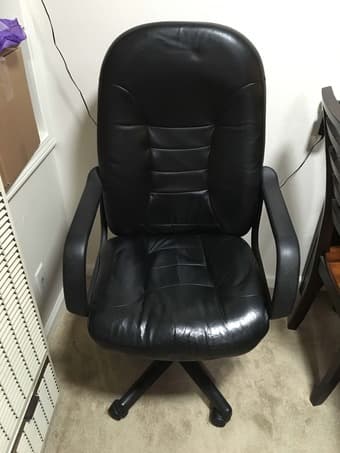 Black Office Chair 1
