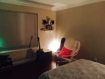 Pool Haus! Room for rent 1750 per month 1
