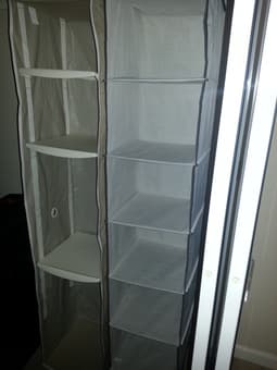 2 hanging drawers, Exercise ball 1