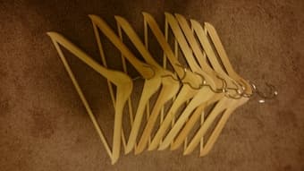 IKEA coathanger 8pack 2$ 1