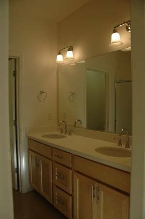 Multiple rooms available in a BRAND NEW 3bd/3ba Townhouse in Milpitas! 3