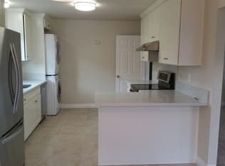 305 College Avenue # FL 2ND, Palo Alto, 3 beds 2 baths 1,200 1