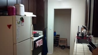 $1125 - Room for rent in 2 bedroom 1 bath apartment in Mountain View 2