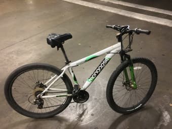 Mongoose Deception 29" Men's Bike 3