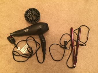 Hairdryer and Straightener 1