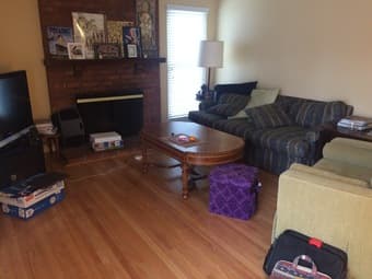 1180: One bedroom in beautiful 4 bedroom house available 1