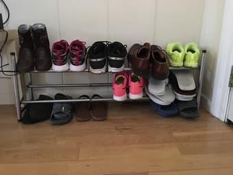 货物架15美元、鞋架5美元.shoe rack$5,storage rack$5 2