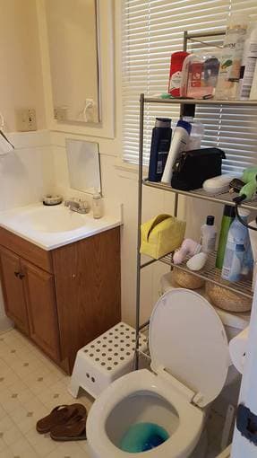 $1300 room available in Menlo Park house 3