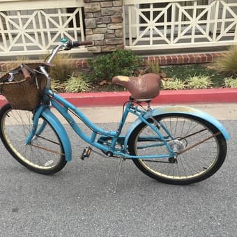 Women Bike - 120$ includes basket, lights and U-lock 1