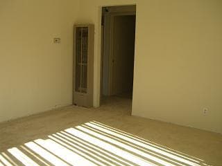 $2750, 2br/1ba Newly Remodeled, Cozy & Convenient Triplex in Palo Alto 1