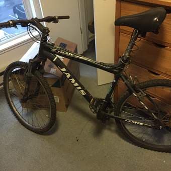 Selling Jamis Xtrail 3.0 with seat, wheel lock & new tires,brake,seat 1