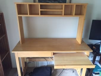 Desk $50 pickup in Mountain View 1