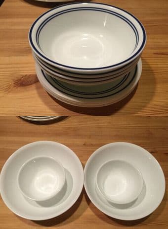 Corelle 22 Piece Dinnerware Set, Cafe Blue($20) 1