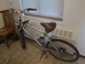 Bicycle + ULock + Helmet + Lights + Pump!  Only 60$ 2