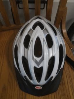 Bicycle + ULock + Helmet + Lights + Pump!  Only 60$ 3