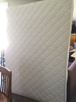 Full size mattress for FREE! 1