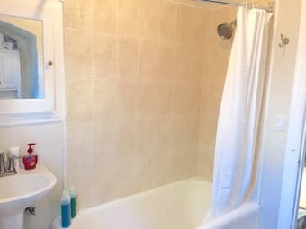 Shared Room in a Nice House one Jump Away to Stanford - $950 /170sq.ft 3