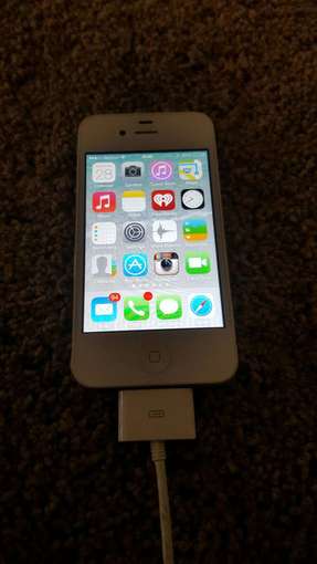 iPhone 4s - White - 16GB $100 OBO 3