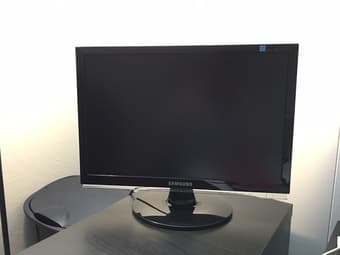 Samsung SyncMaster 953BW - 19" 1