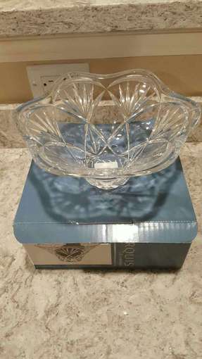 Brand New Pretty Marquis Glass Fruit Bowl 1