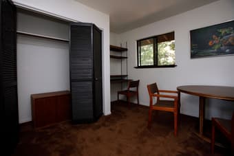 Tranquil 1/2 bedroom furnished apartment in Portola Valley 3