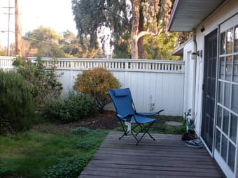 $1500/200sqft Furnished small studio in Palo Alto from 3/26/2016 1