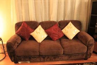 Sofa and loveseat (Very Good condition!!) 1
