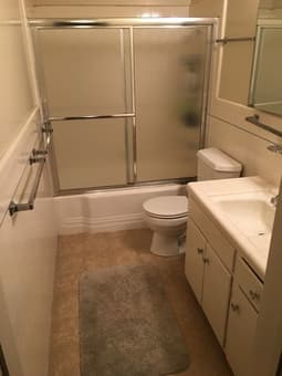 $1350 - 1 bedroom in heart of downtown Palo Alto, female 3