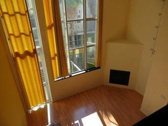 Small room in SOMA next to Caltrain $1300 AVAILABLE NOW 3
