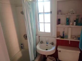 Spacious beedroom, private bathroom, 5 mins bike to Stanford 3/20-4/3 1
