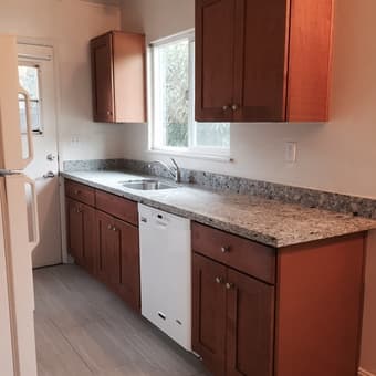 $2750, 2br/1ba Newly Remodeled, Cozy & Convenient Triplex in Palo Alto 3