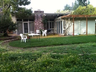 Looking for roommates to join light-filled Palo Alto home 1