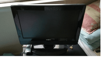 Television with DVD play, cheap price $15 1