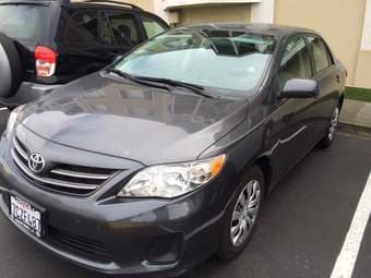 【毕业卖车】2013 Toyota Corolla LE，28600 Miles 1