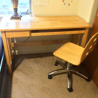 Ikea desk for sale 1