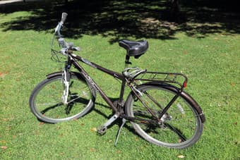 Men's Schwinn Solitaire Hybrid Bike $100 1