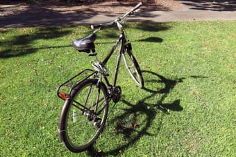 Men's Schwinn Solitaire Hybrid Bike $100 2
