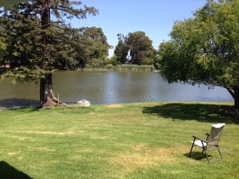 Awesome 3 Bed, 2 Bath Lake House For Rent 1