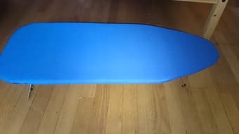 Selling ironing board, iron, hanging clothes shelves 3