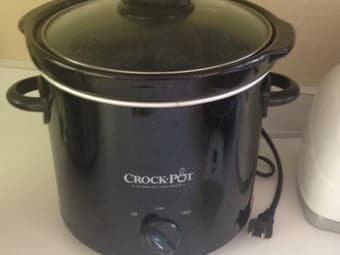 Selling Rice Cooker and Crockpot - $30 for both 2