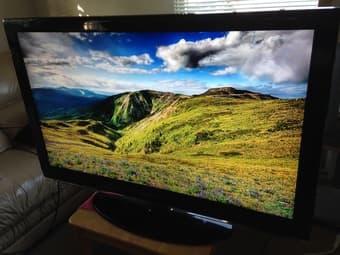 Samsung 46" LCD-HDTV 1080p - $350 1