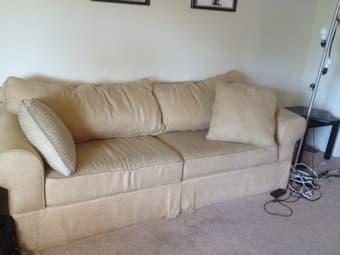 Nice couch $150 2