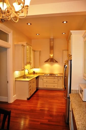 2 Rooms Available in 3 Bdrm House 1
