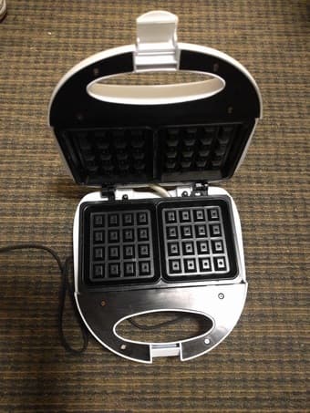 Waffle Iron $10 !!! 1