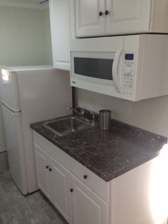 $1650 / 300ft2 - Studio - Separate entrance, Close to Stanford 2