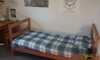 One room in a 2 bedroom apartment at Rains- June-Sept 1000$/month 2