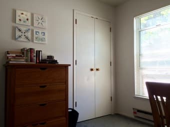 Short-term sublet: Rains 2BR, August 22- September 25, $140/week 2