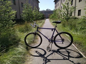 21 Speed Trek Men’s Singletrack 930 - $180 1