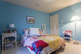 $1200 Bedroom available for sublet (June 1st) (Los Altos/Cupterino) 3