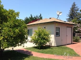 Quiet 1br/1ba Cottage in Professorville - $2600/mo - Available June 1 2